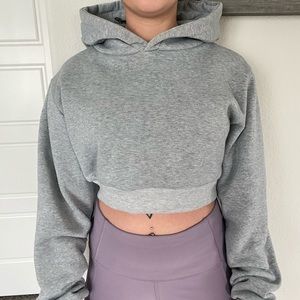 Cropped hoodie